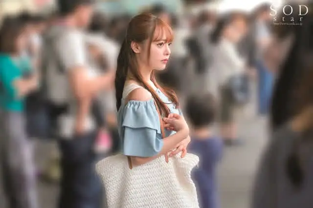完璧なスタイルと美貌を兼… 小倉由菜×ナチュラルハイ 痴漢OK娘スペシャル