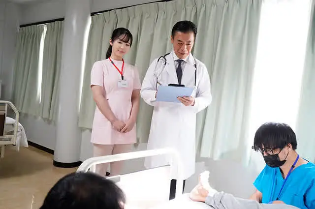 セレブ妻を犯し自殺に失敗… 看護師緊縛中出し姦