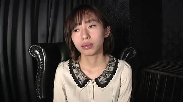 大人しそうな女の子が涙目… ビンタフェチ映像！